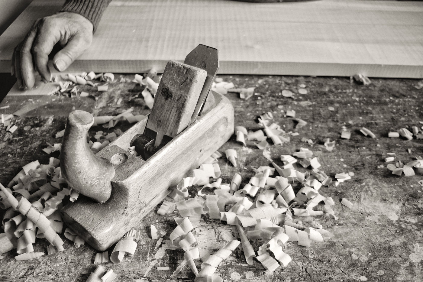 Comini Mobili, lavorazione del legno con antiche tecniche artigianali
